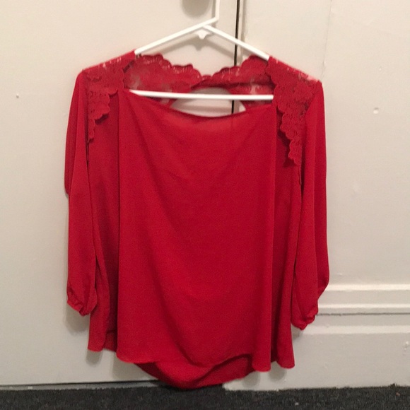 Red blouse - Picture 2 of 3